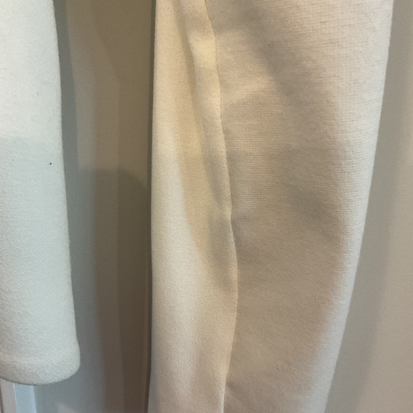 Blazer - Picture 4 of 4